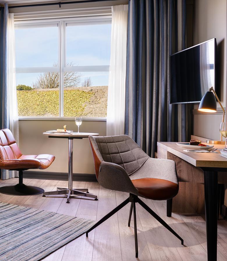 Harbour Hotel Galway Exterior photo